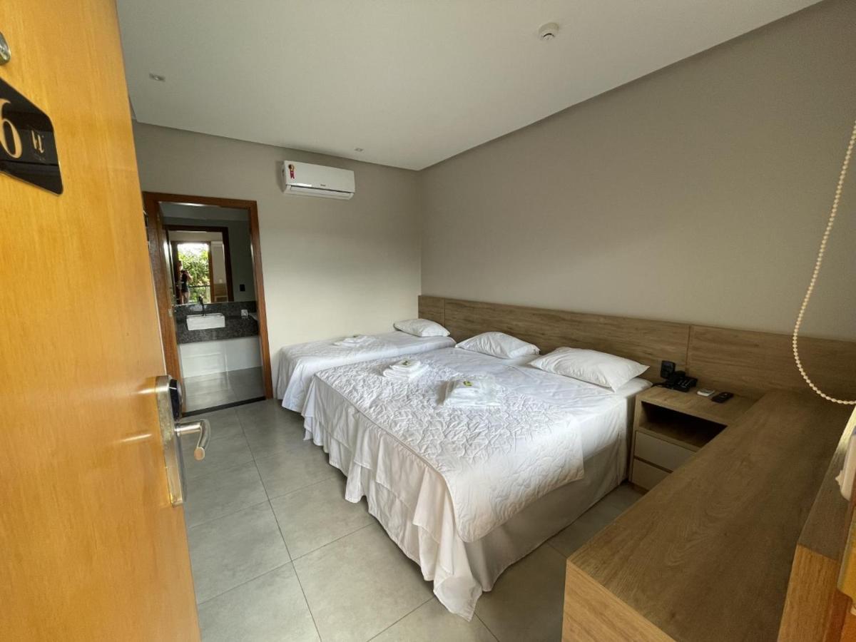Hotel Do Lago Bela Vista de Goias Екстер'єр фото